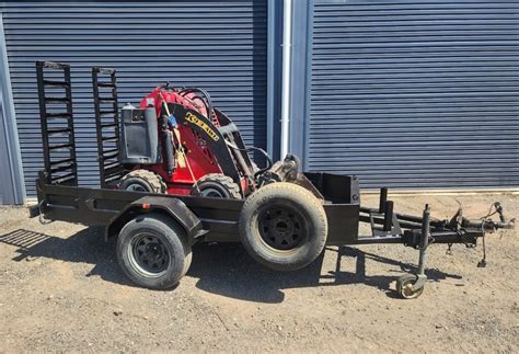 mini digger hire geelong